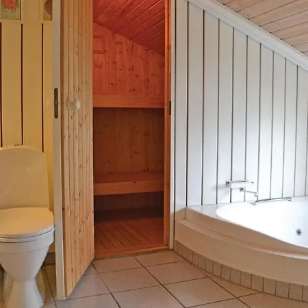 3 Bedroom Awesome In Holiday home Fano